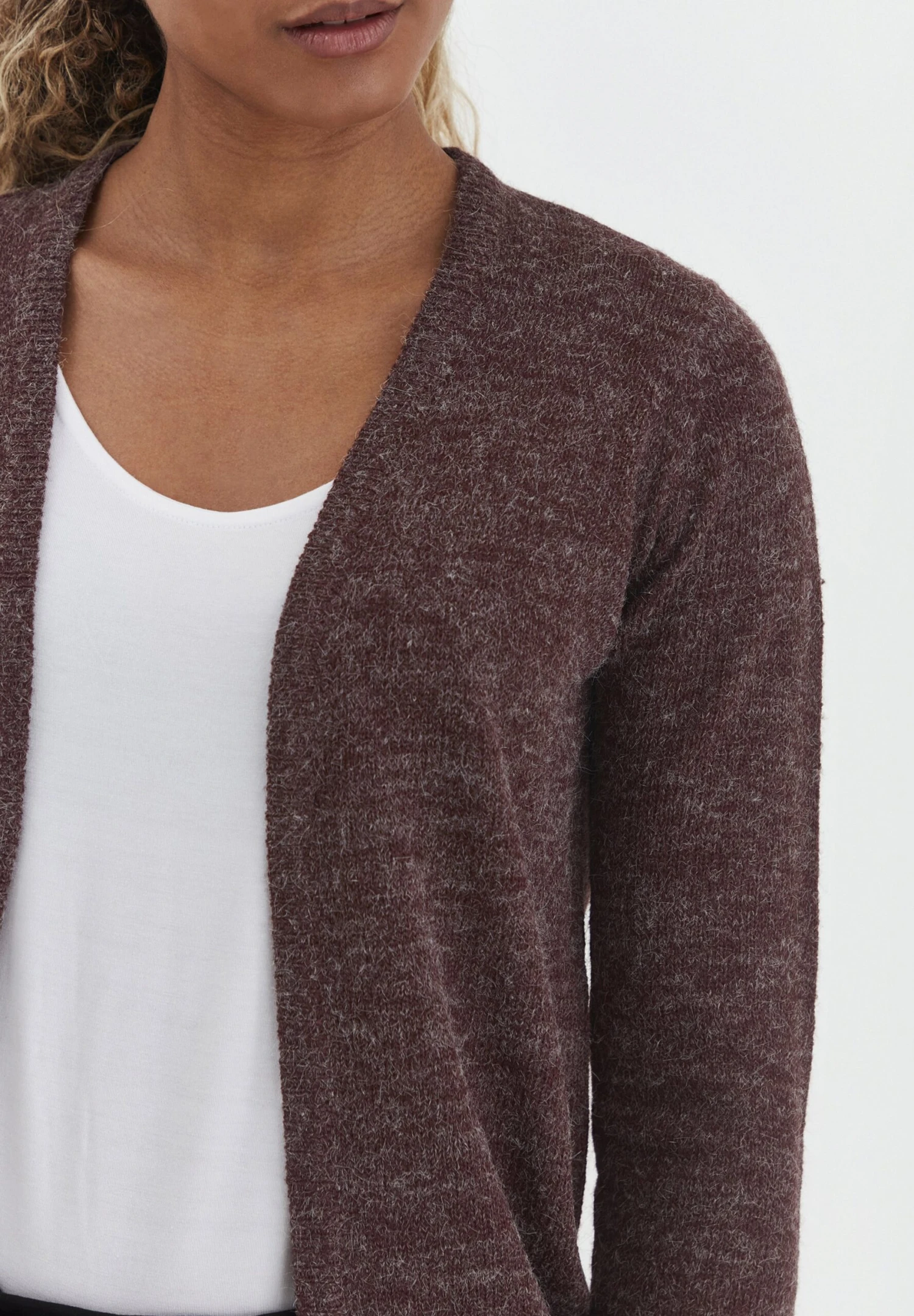 OXMO OXNENA - Kardigan - Vineyard Wine 6 OXMO OXNENA - Kardigan - Vineyard Wine - obrazek 4