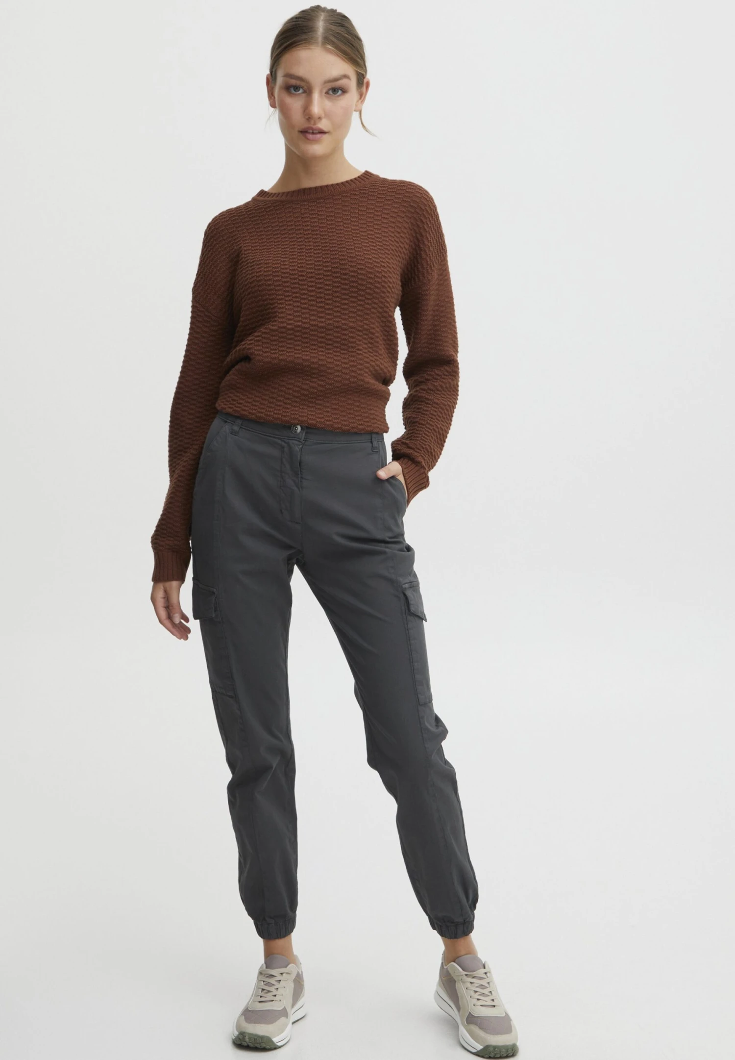 OXMO OXCOCO - Bojówki - Ebony 4 OXMO OXCOCO - Bojówki - Ebony - obrazek 2