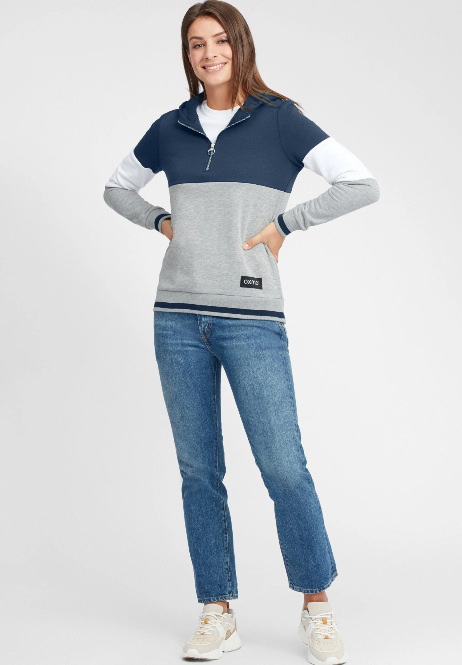 OXMO OXOMARA - Bluza Z Kapturem - Insignia Blue 4 OXMO OXOMARA - Bluza Z Kapturem - Insignia Blue - obrazek 2