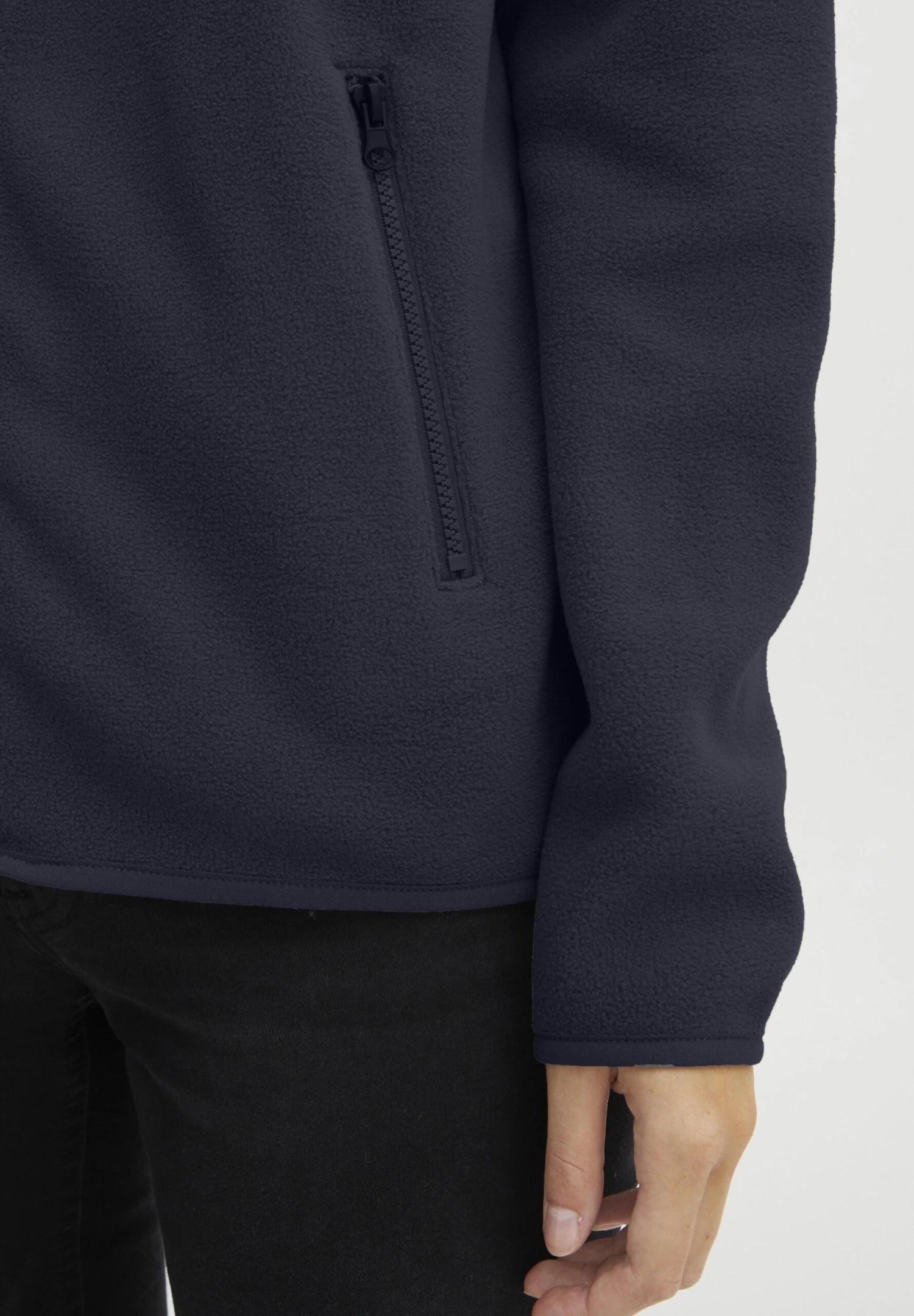 OXMO OXNYMFE - Kurtka Z Polaru - Total Eclipse 7 OXMO OXNYMFE - Kurtka Z Polaru - Total Eclipse - obrazek 5