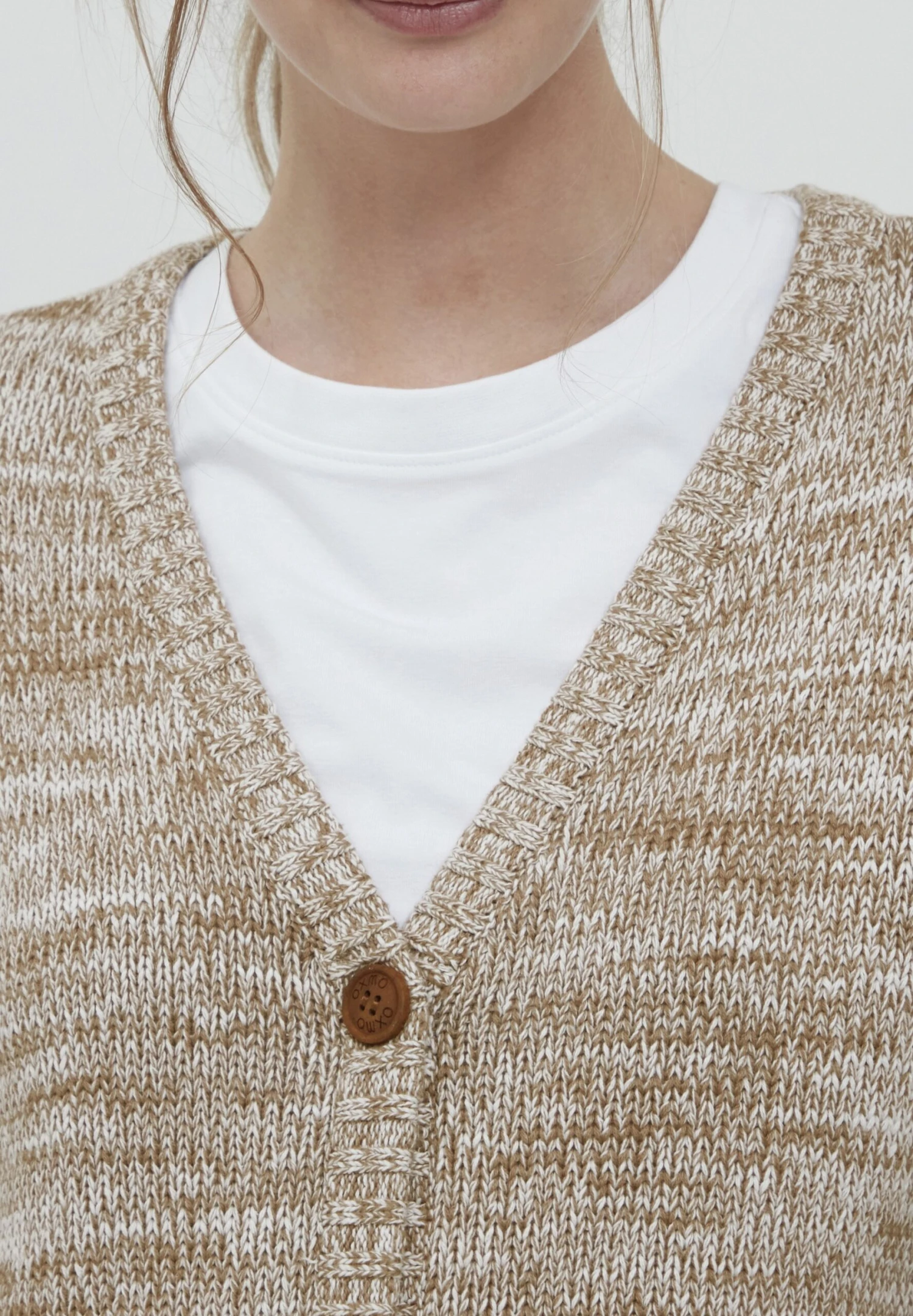 OXMO OXPHILEMONA - Kardigan - Dune 6 OXMO OXPHILEMONA - Kardigan - Dune - obrazek 4