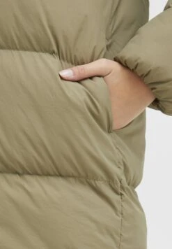 OXMO OXELLIE - Płaszcz Zimowy - Covert Green -Oxmo 7570bbe52c0643038dbdb1860690126d