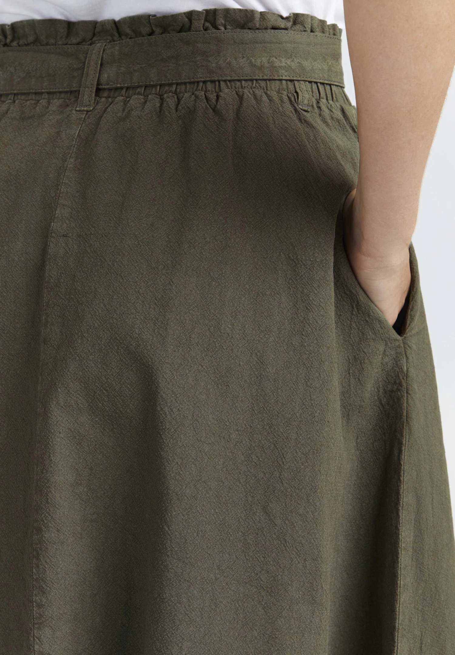 OXMO LERKE - Spódnica Trapezowa - Dusty Olive 6 OXMO LERKE - Spódnica Trapezowa - Dusty Olive - obrazek 4