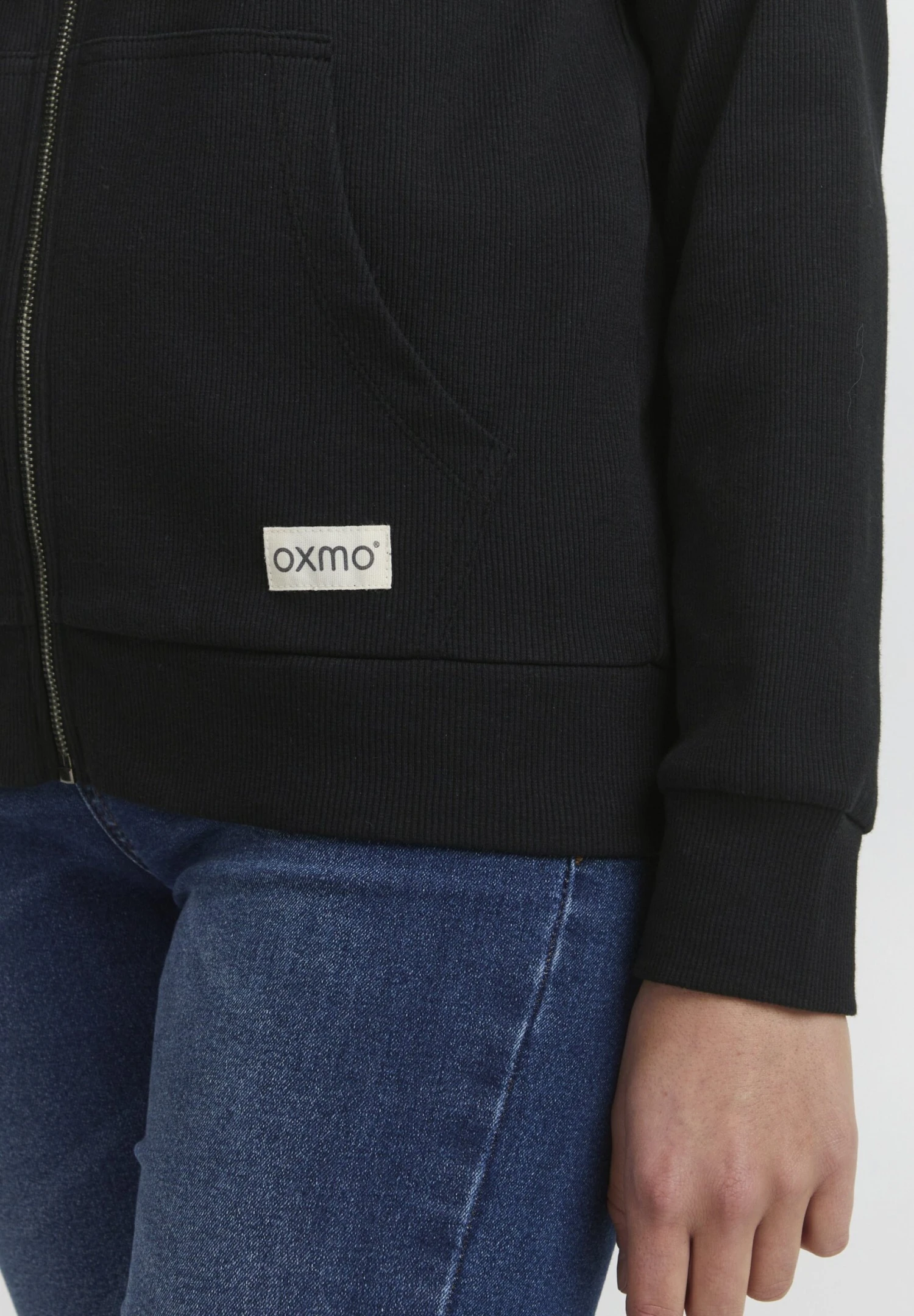 OXMO OXLOVA - Bluza Rozpinana - Black 6 OXMO OXLOVA - Bluza Rozpinana - Black - obrazek 4