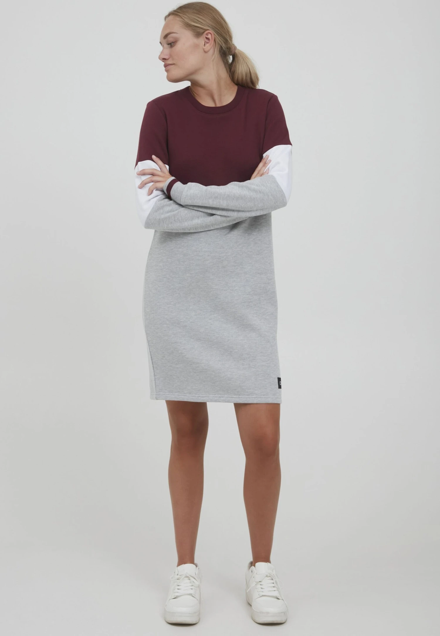 OXMO OXOMILA - Sukienka Letnia - Wine Red 4 OXMO OXOMILA - Sukienka Letnia - Wine Red - obrazek 2