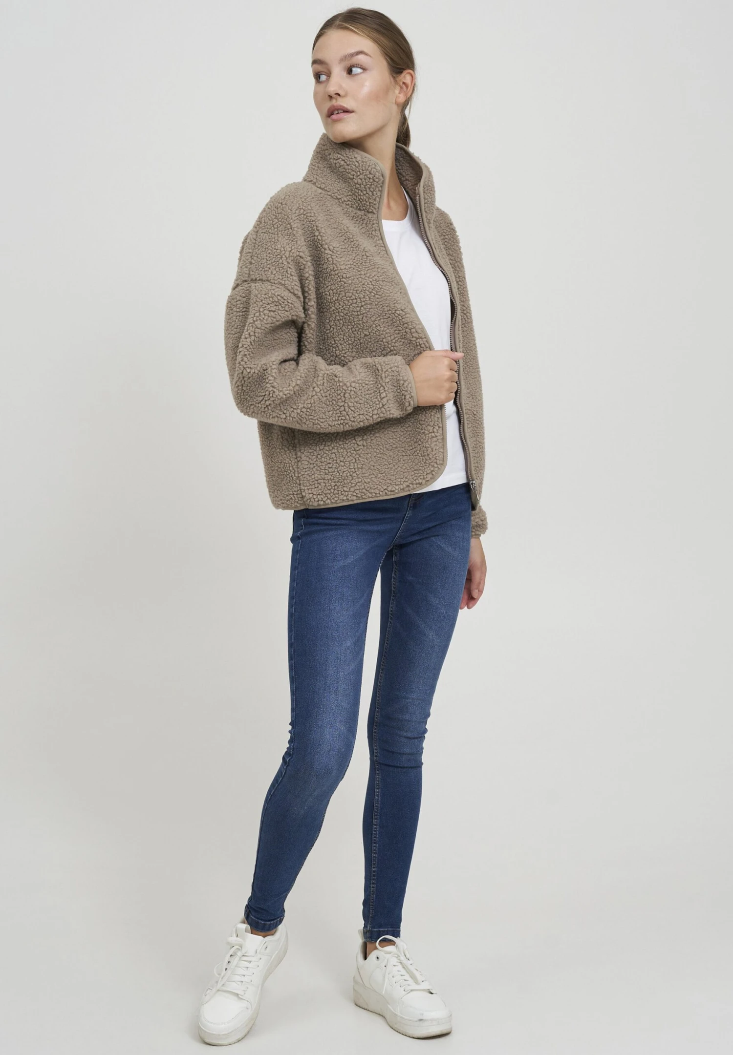 OXMO OXTONJE - Bluza Rozpinana - Dune 4 OXMO OXTONJE - Bluza Rozpinana - Dune - obrazek 2