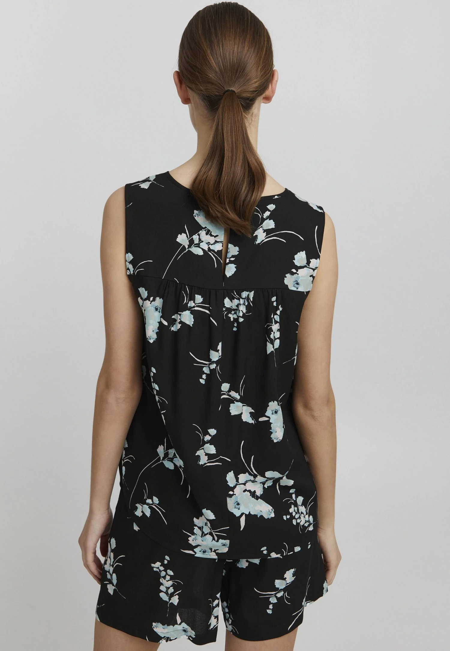 OXMO ESJA - Bluzka - Black Mix 5 OXMO ESJA - Bluzka - Black Mix - obrazek 3