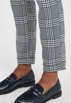 OXMO OXLIVIA - Spodnie Materiałowe - Insignia Blue -Oxmo aabd441589c94391a6088acbd8e5ba84