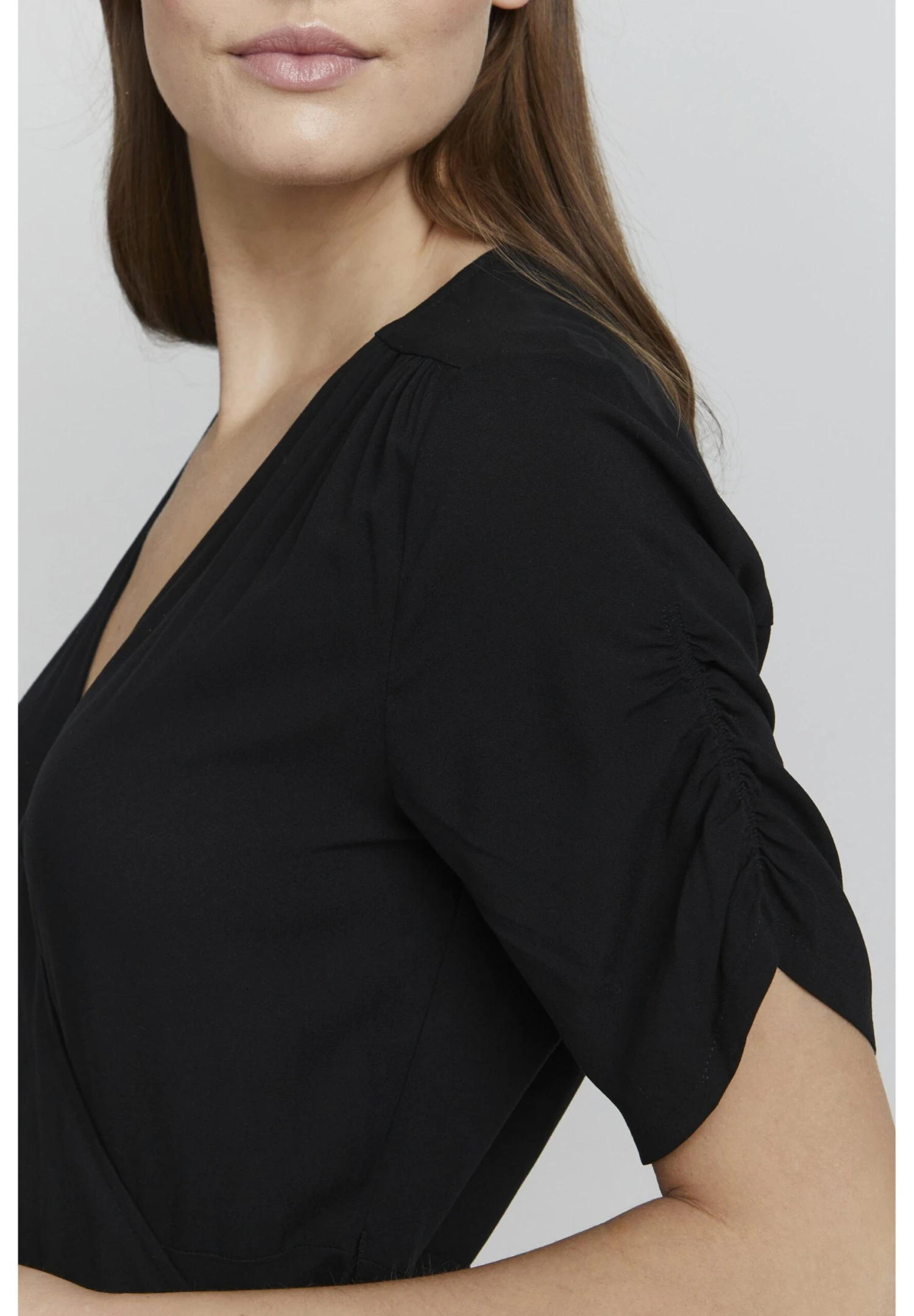 OXMO OXEMBLA - Sukienka Letnia - Black 6 OXMO OXEMBLA - Sukienka Letnia - Black - obrazek 4