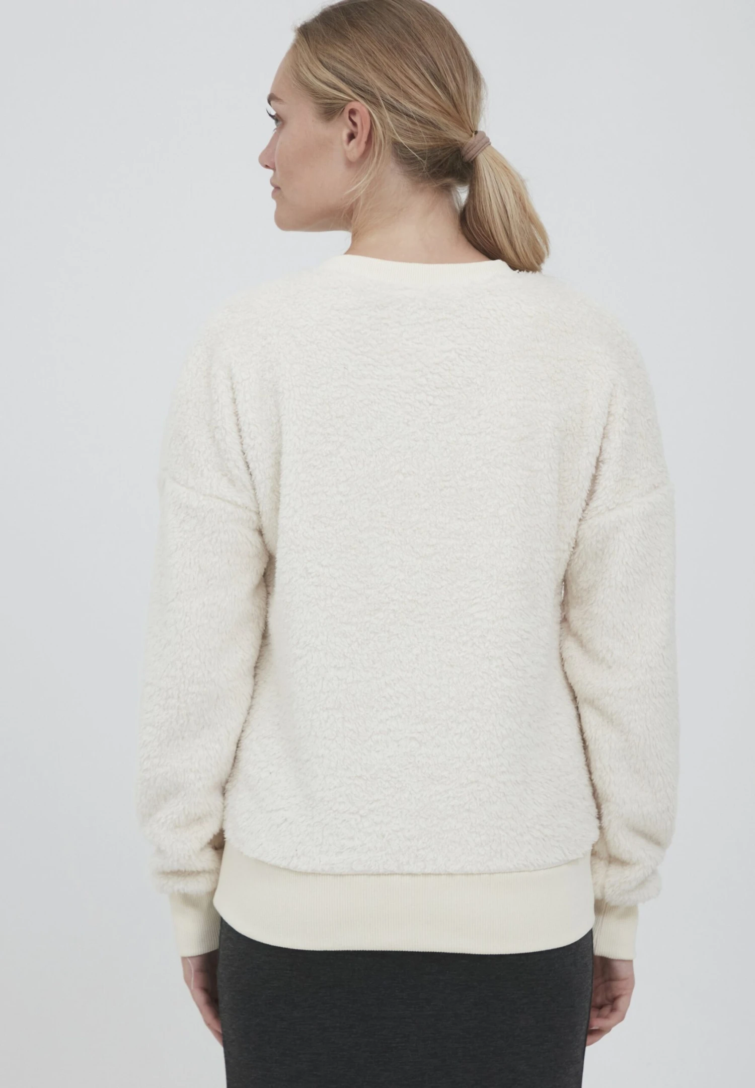 OXMO OXANNICA - Sweter - Cloud Dancer 5 OXMO OXANNICA - Sweter - Cloud Dancer - obrazek 3