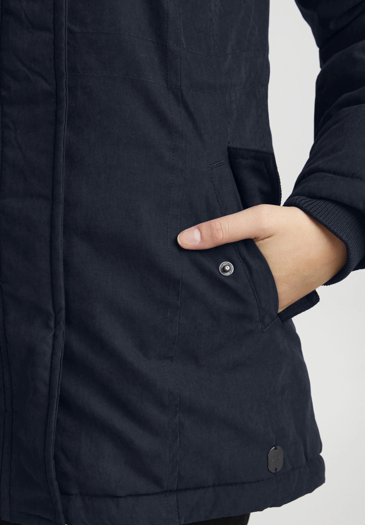 OXMO OXLOKA - Płaszcz Zimowy - Total Eclipse 6 OXMO OXLOKA - Płaszcz Zimowy - Total Eclipse - obrazek 5