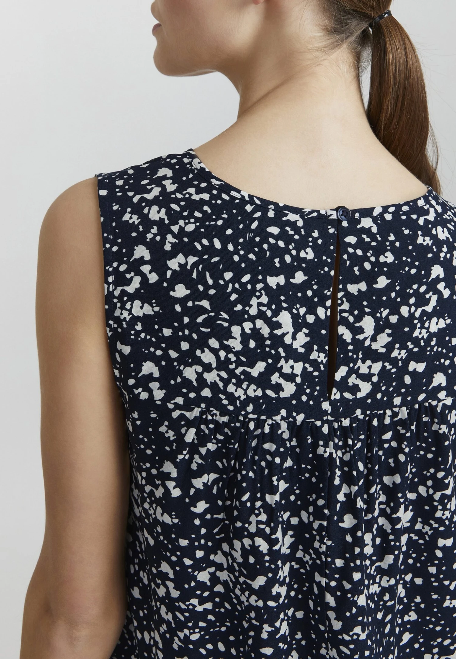 OXMO ESJA - Bluzka - Total Eclipse Mix 7 OXMO ESJA - Bluzka - Total Eclipse Mix - obrazek 5