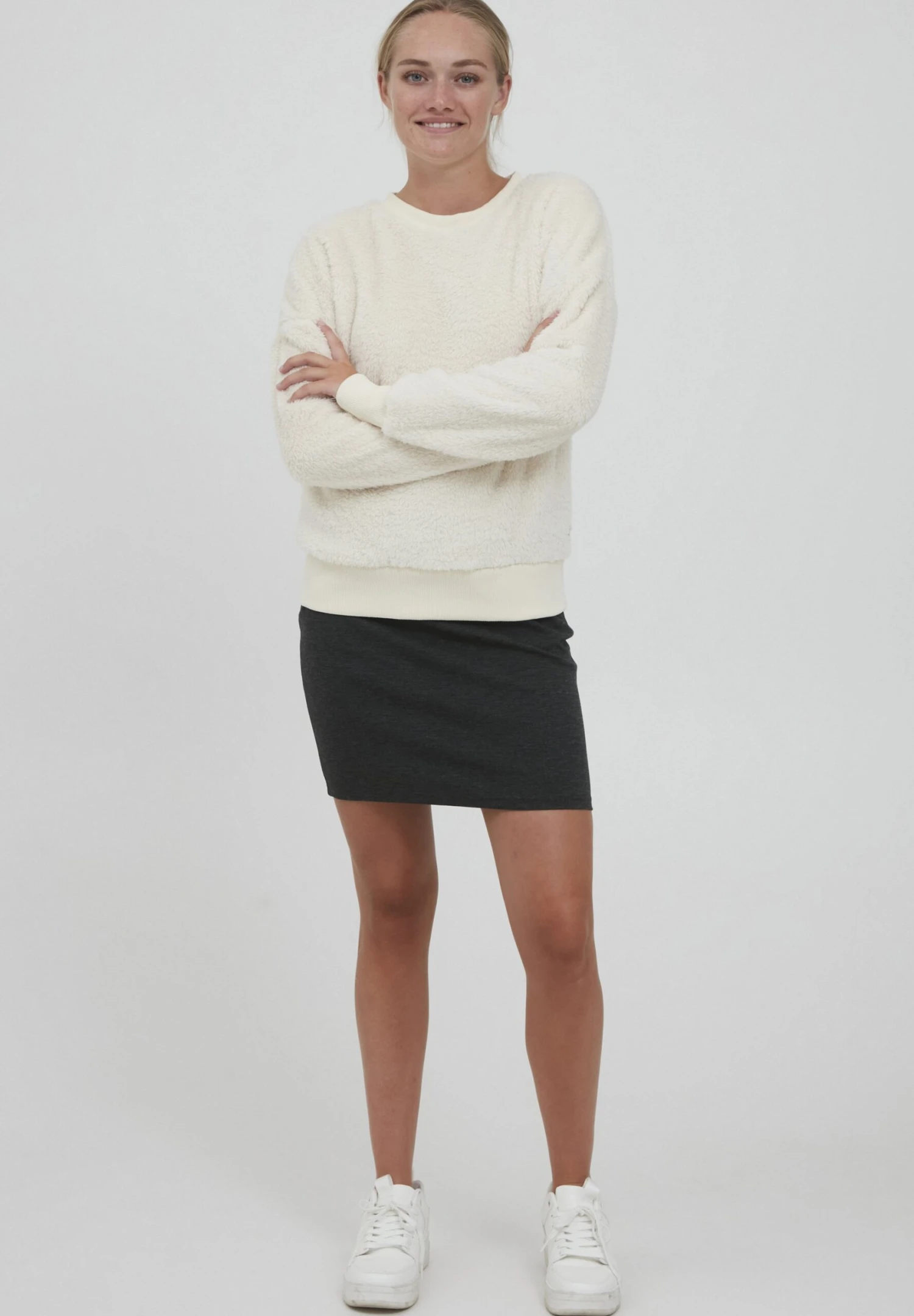 OXMO OXANNICA - Sweter - Cloud Dancer 4 OXMO OXANNICA - Sweter - Cloud Dancer - obrazek 2