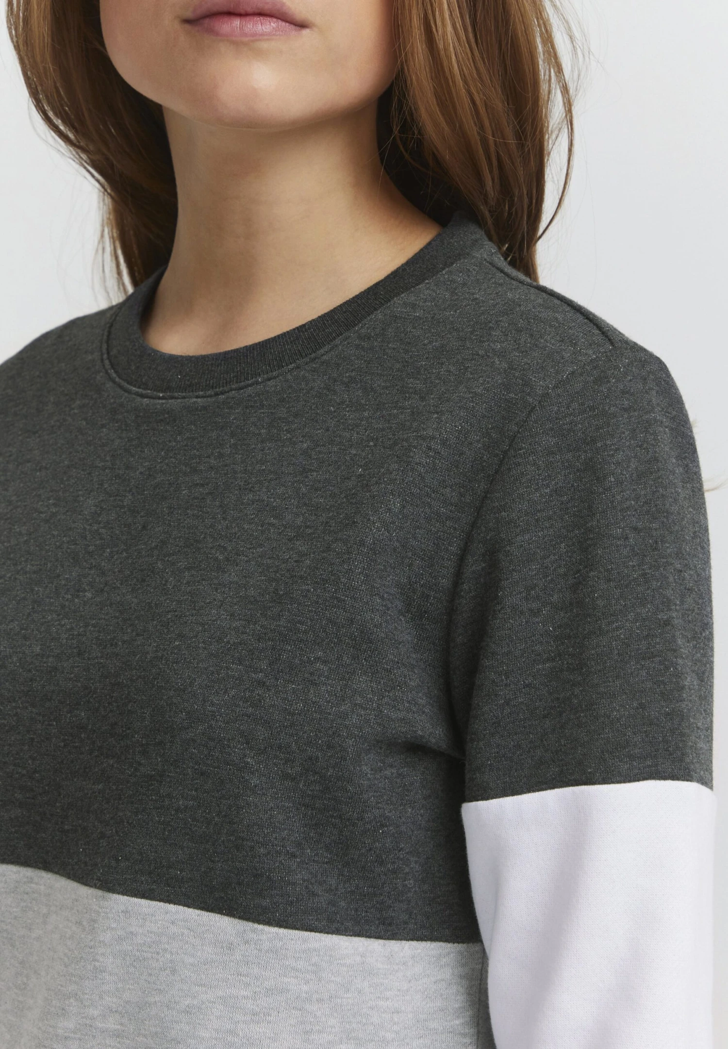 OXMO OXOMILA - Sukienka Letnia - Dark Grey Melange 6 OXMO OXOMILA - Sukienka Letnia - Dark Grey Melange - obrazek 4