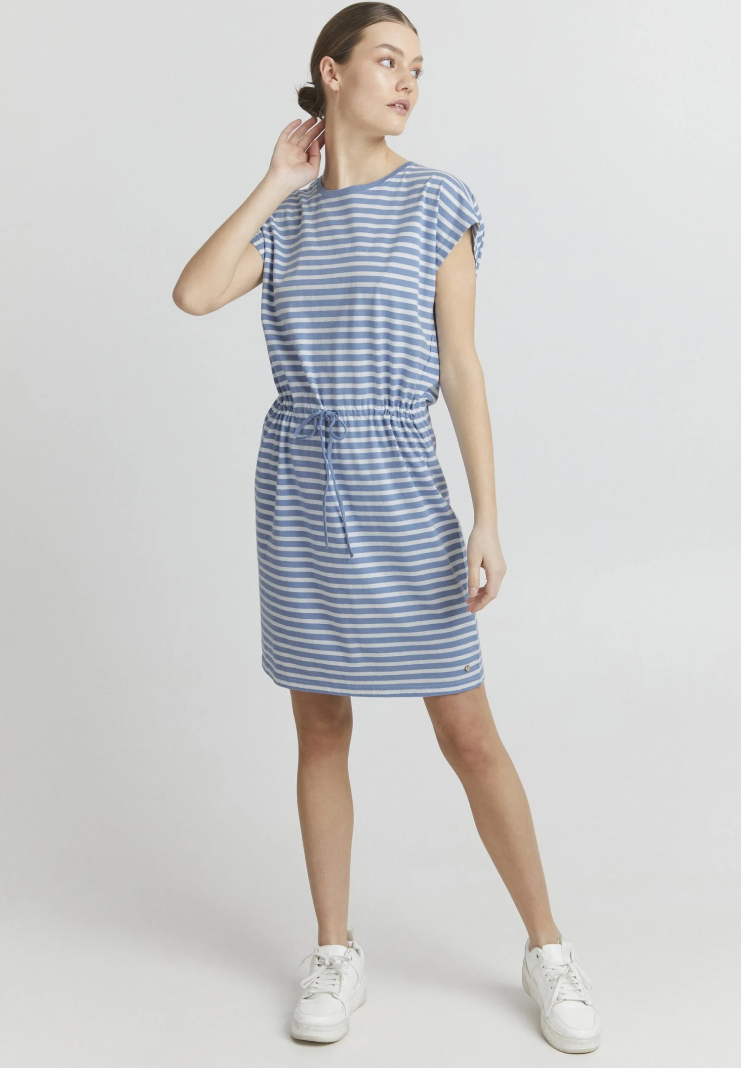 OXMO STILLA - Sukienka Z Dżerseju - Bel Air Blue 4 OXMO STILLA - Sukienka Z Dżerseju - Bel Air Blue - obrazek 2