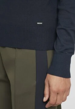 OXMO OXWINA - Sweter - Total Eclipse -Oxmo f7df802f3061481eab30f251c53504cf