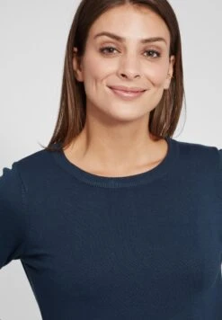 OXMO OXWINOVA - Sweter - Total Eclipse -Oxmo f86c23f782594fcaa09d07d6f569846c