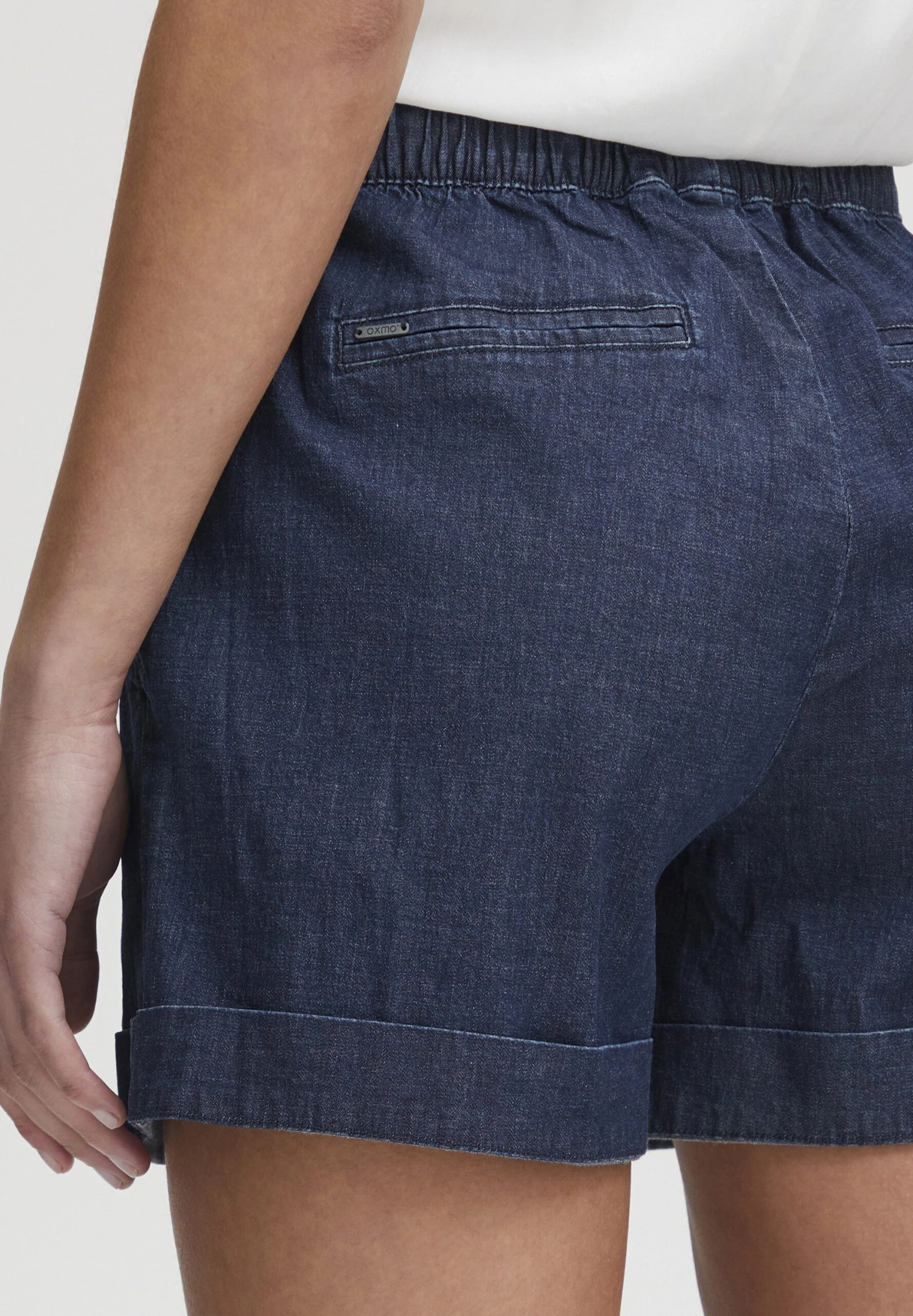 OXMO OXLILLITH - Szorty Jeansowe - Dark Blue Denim 7 OXMO OXLILLITH - Szorty Jeansowe - Dark Blue Denim - obrazek 5